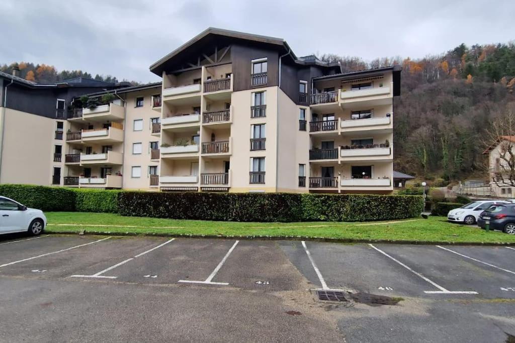 Studio 25 M2 Centre Uriage Saint-Martin-dʼUriage Εξωτερικό φωτογραφία